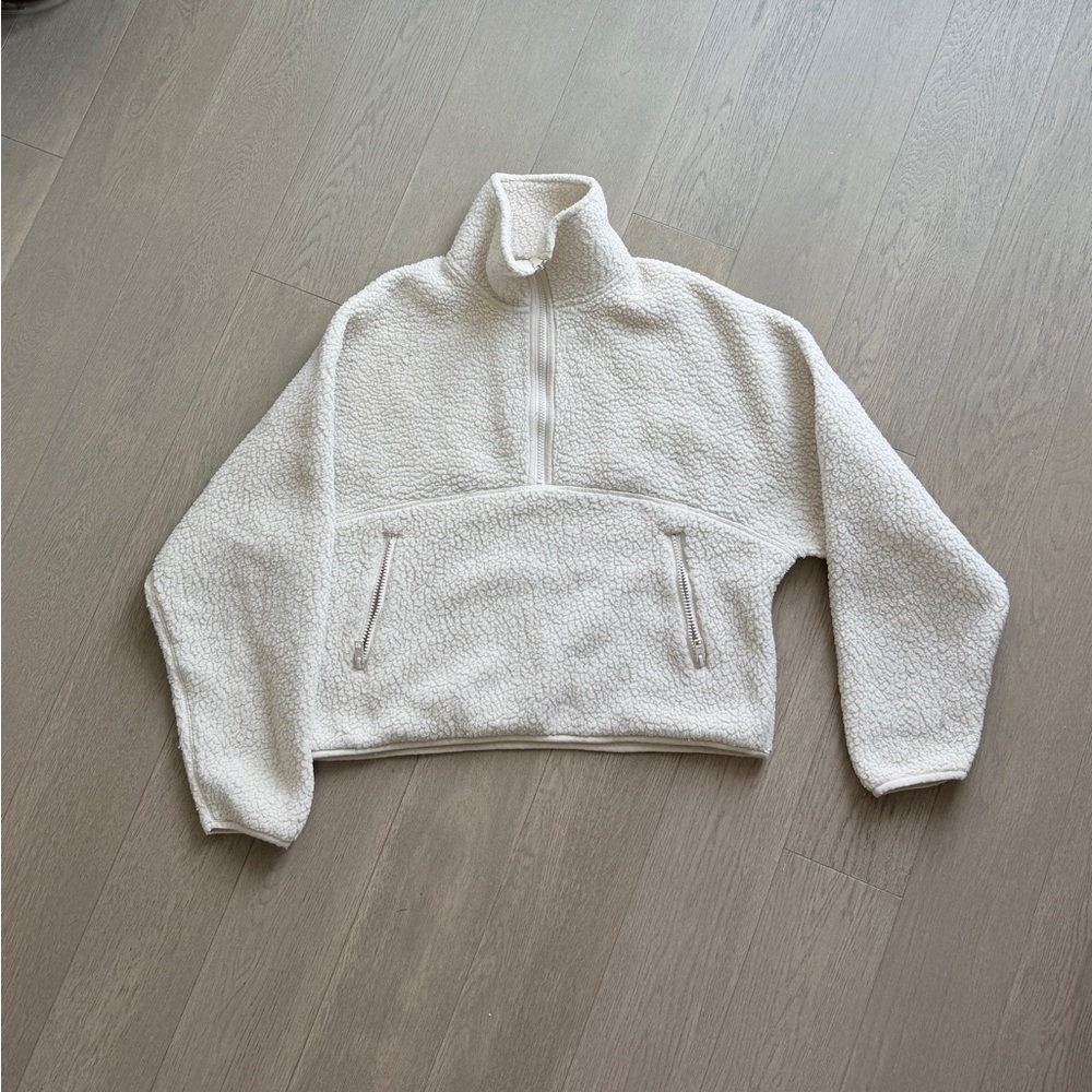 Aritzia TNA Cream Sherpa Half-Zip Pullover
